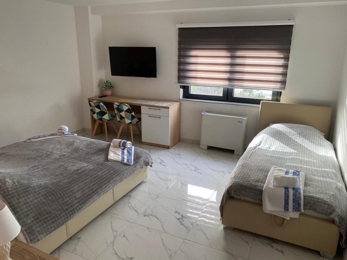 Belamionix Motel Bosanski Samac Ngoại thất bức ảnh